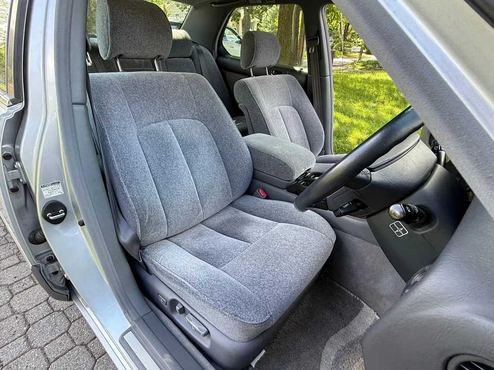 1996 Toyota Celsior 2nd Gen - Image 29 of 31