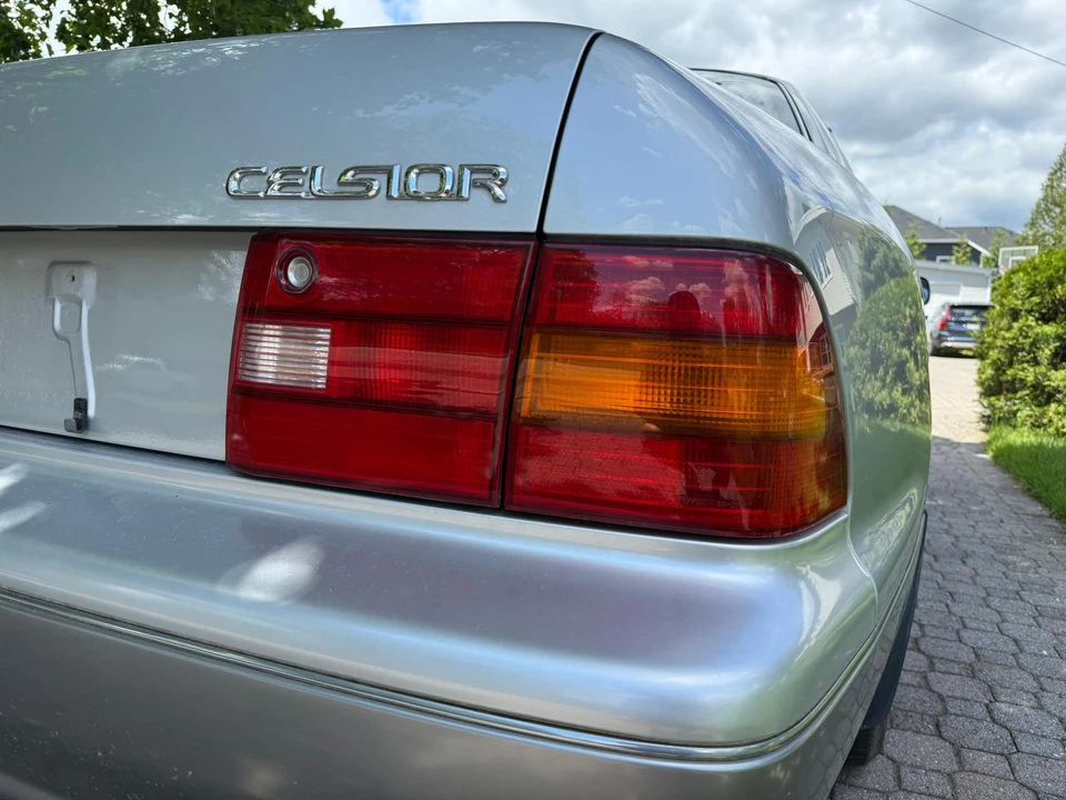 1996 Toyota Celsior 2nd Gen - Image 18 of 31