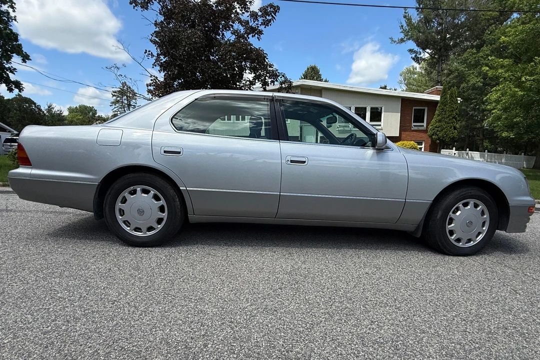 1996 Toyota Celsior 2nd Gen - Image 3 of 31