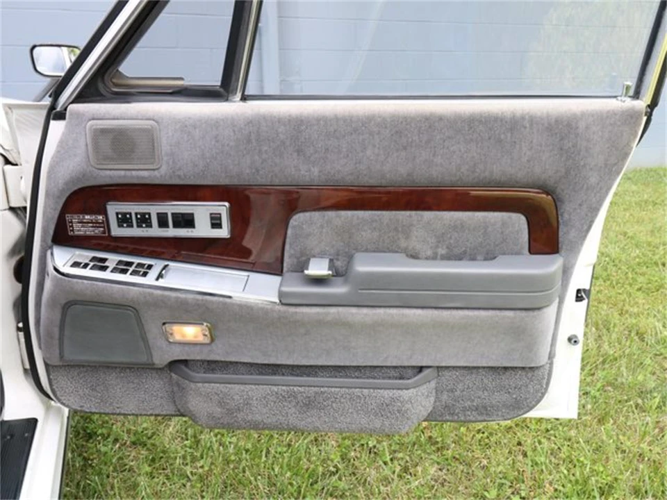 1996 Toyota Century 1st Gen - Image 20 of 31