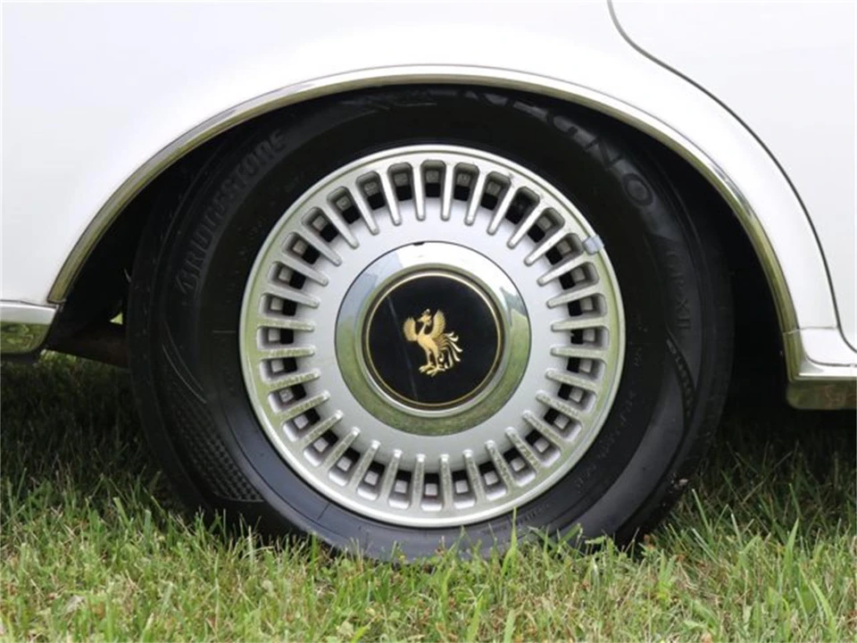 1996 Toyota Century 1st Gen - Image 27 of 31
