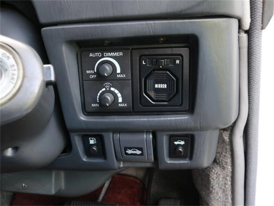 1996 Toyota Century 1st Gen - Image 29 of 31