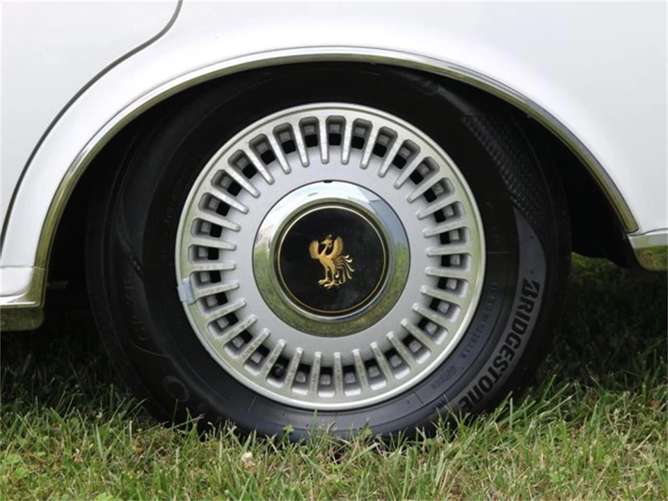 1996 Toyota Century 1st Gen - Image 26 of 31