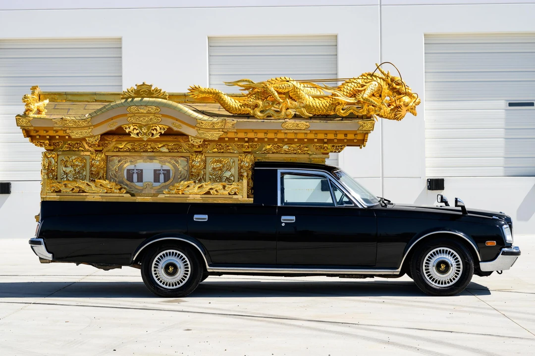 1996 Toyota Century 1st Gen - Image 3 of 31