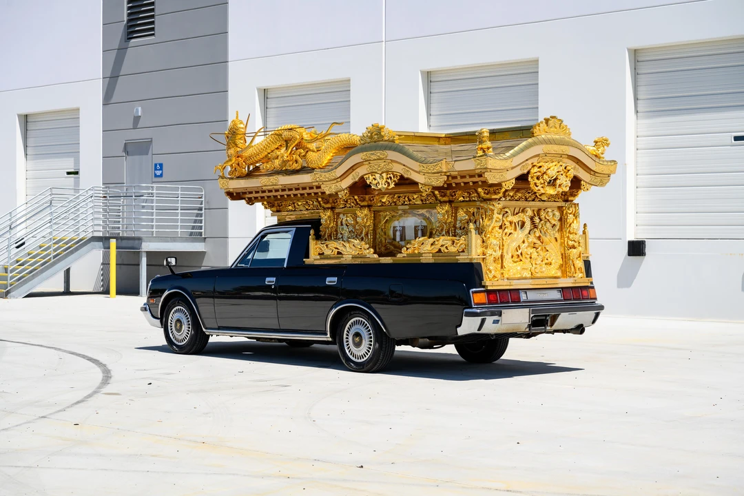 1996 Toyota Century 1st Gen - Image 13 of 31