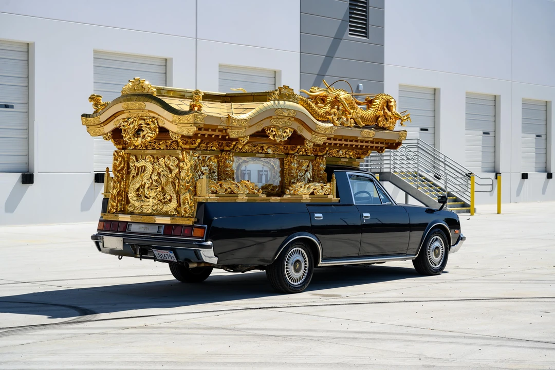 1996 Toyota Century 1st Gen - Image 15 of 31