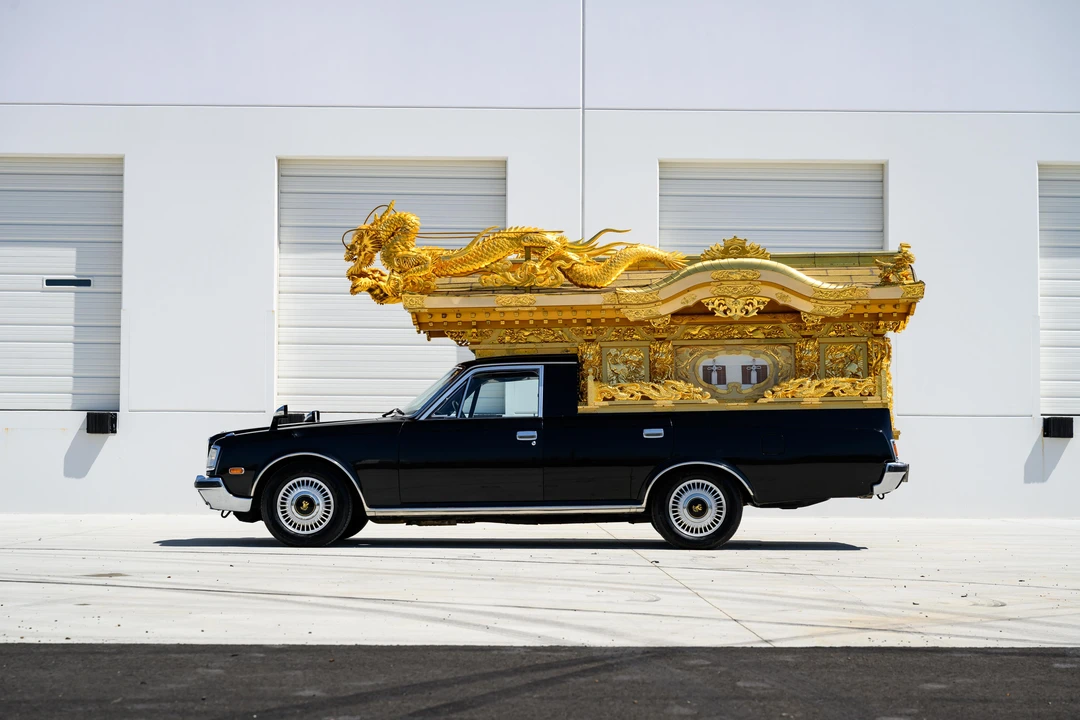 1996 Toyota Century 1st Gen - Image 12 of 31