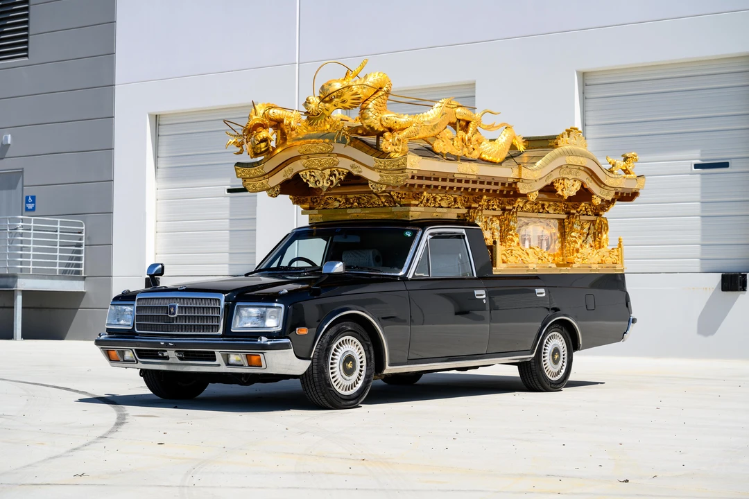 1996 Toyota Century 1st Gen - Image 9 of 31