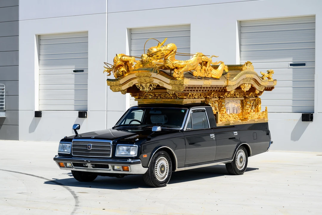 1996 Toyota Century 1st Gen - Image 8 of 31