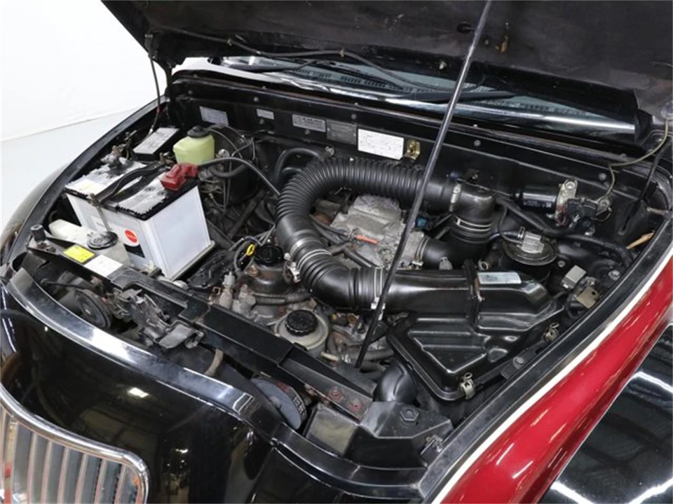 1996 Toyota - Image 25 of 31