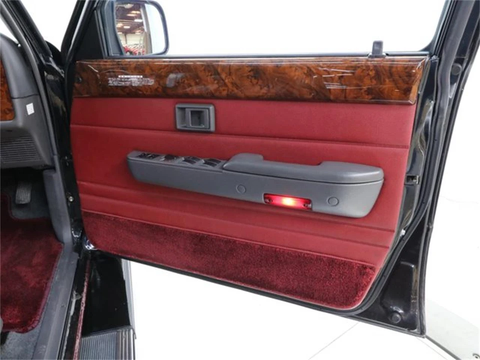 1996 Toyota - Image 22 of 31