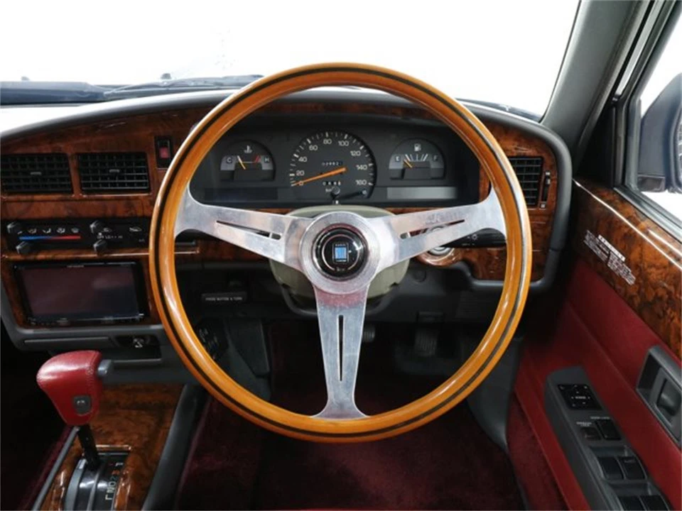 1996 Toyota - Image 10 of 31