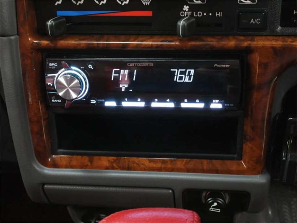 1996 Toyota - Image 13 of 31