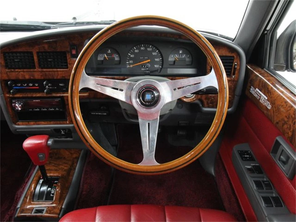 1996 Toyota - Image 10 of 31