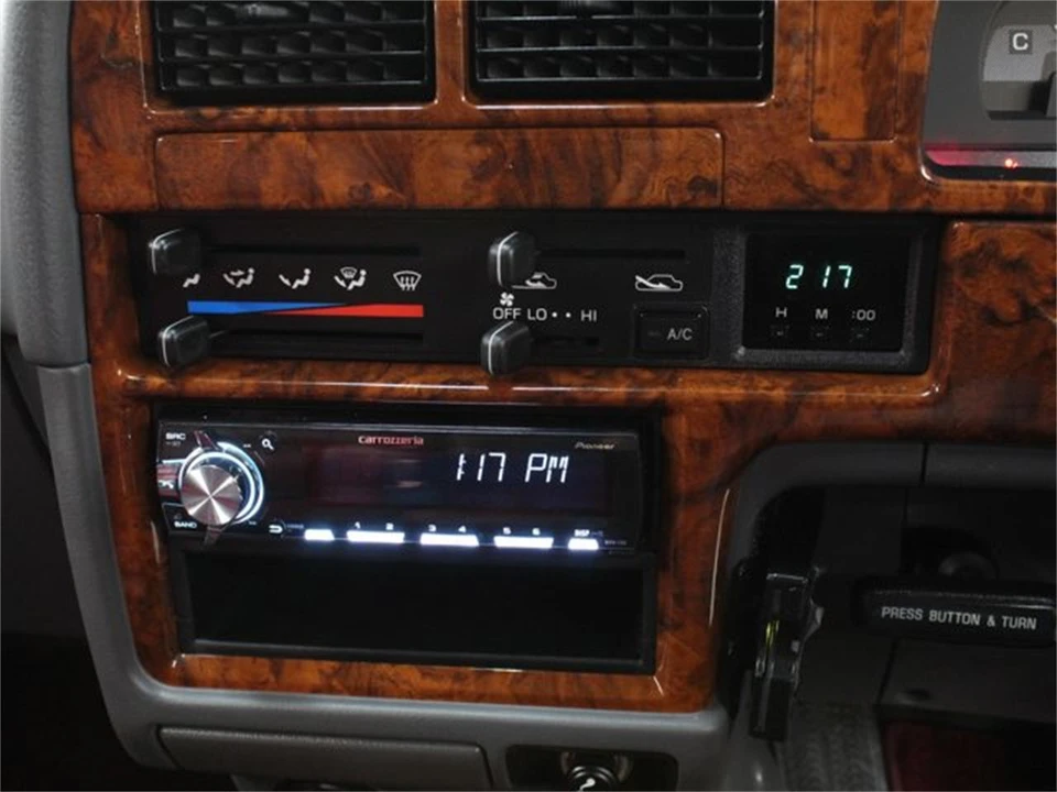 1996 Toyota - Image 12 of 31