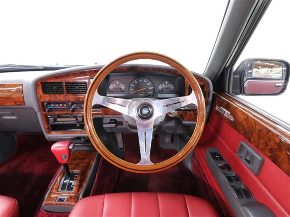 1996 Toyota - Image 10 of 31