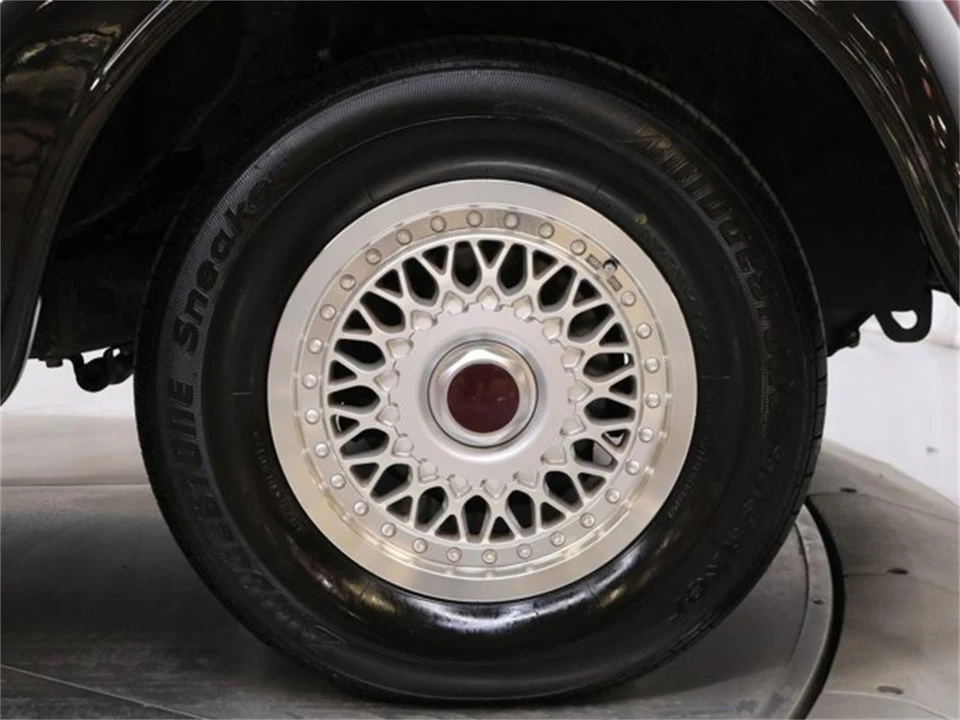 1996 Toyota - Image 27 of 31