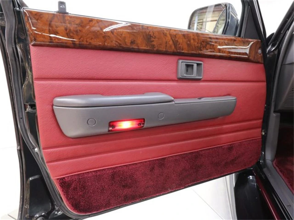 1996 Toyota - Image 20 of 31