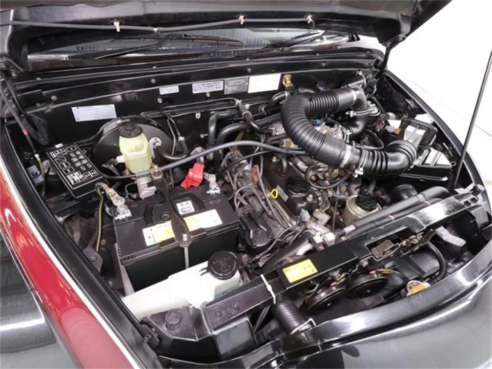 1996 Toyota - Image 24 of 31