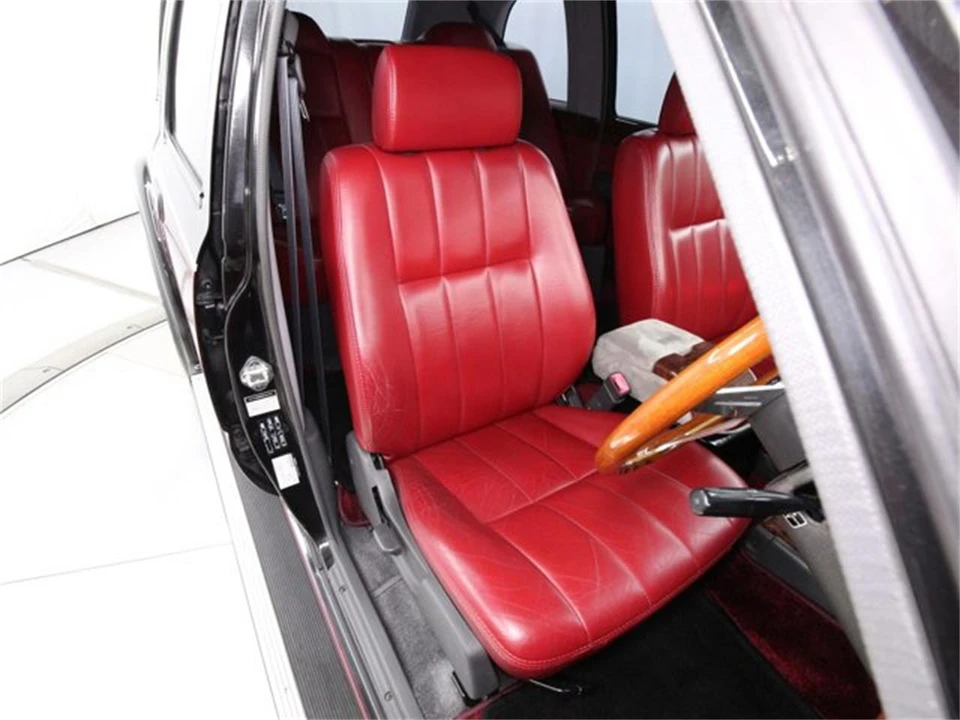 1996 Toyota - Image 16 of 31