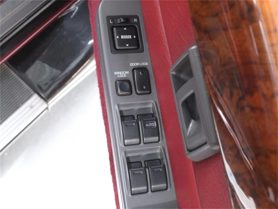 1996 Toyota - Image 23 of 31