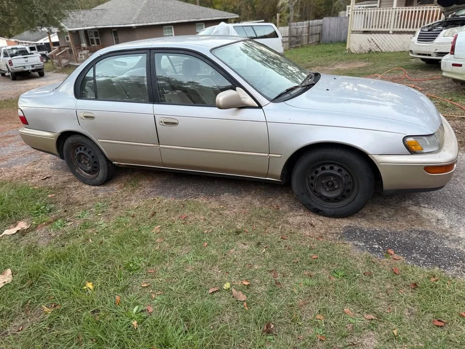 1996 Toyota Corolla 7th Gen - Image 5 of 12