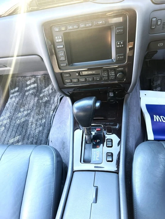 1996 Toyota Crown 10th Gen - Image 13 of 31