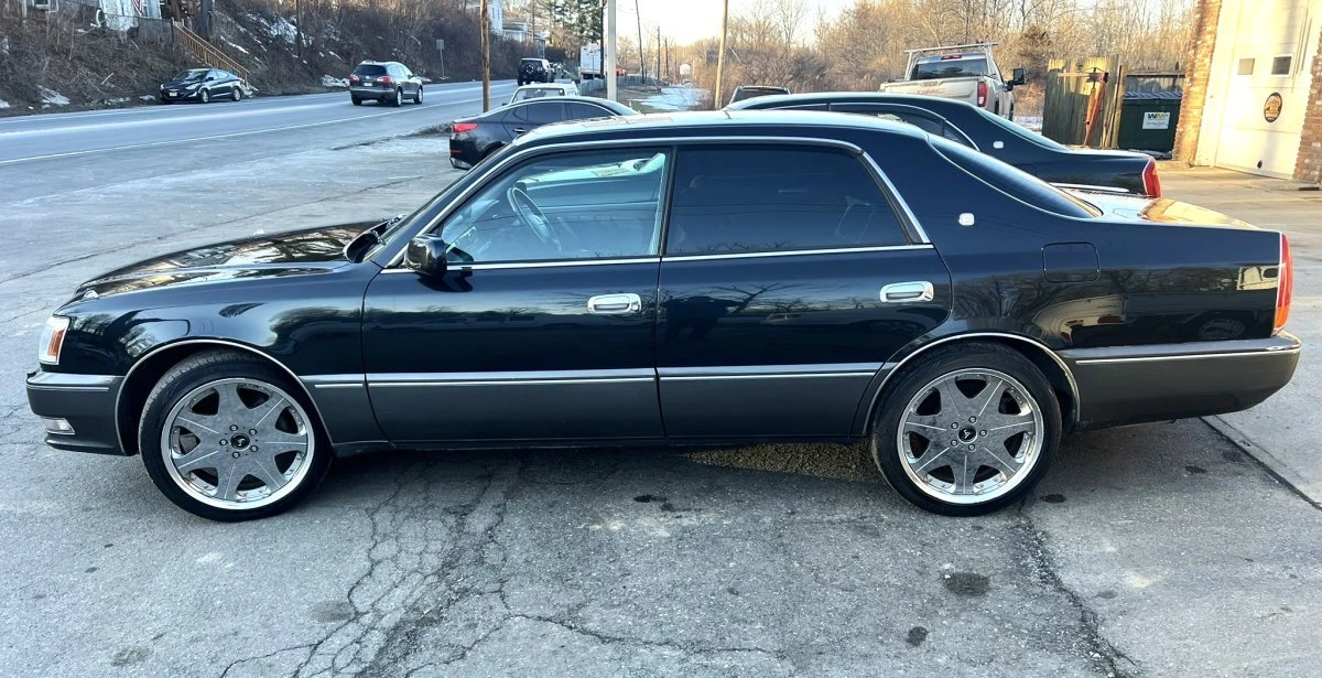 1996 Toyota Crown 10th Gen - Image 8 of 31
