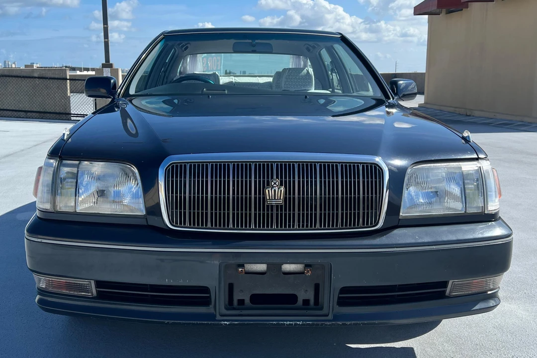 1996 Toyota Crown 10th Gen - Image 2 of 31