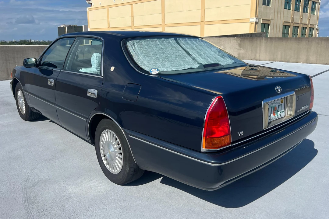 1996 Toyota Crown 10th Gen - Image 4 of 31