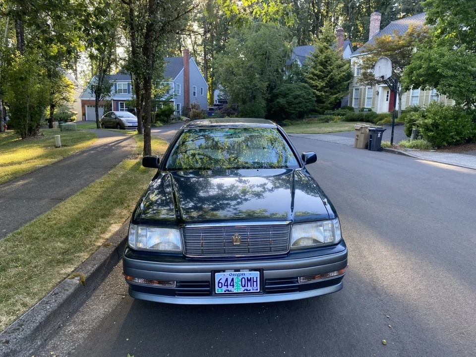 1996 Toyota Crown 10th Gen - Image 2 of 12