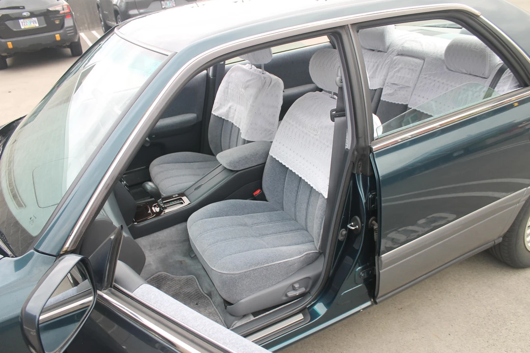 1996 Toyota Crown 10th Gen - Image 26 of 31