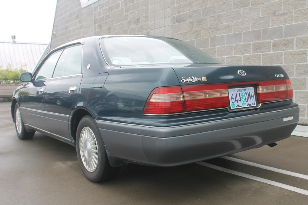1996 Toyota Crown 10th Gen - Image 8 of 31