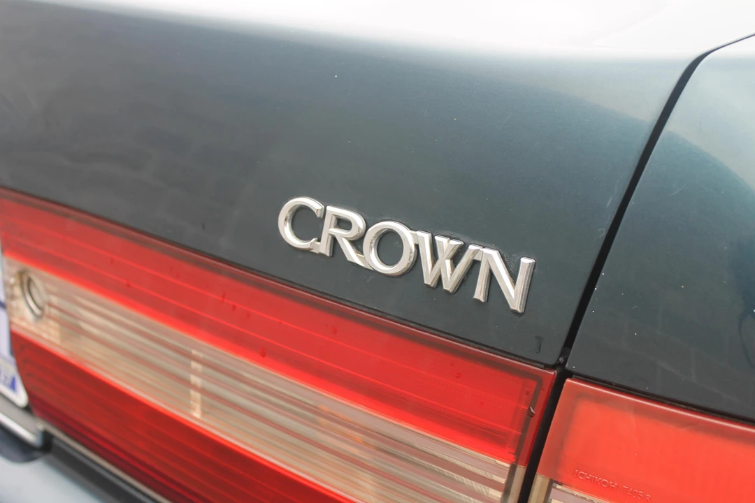 1996 Toyota Crown 10th Gen - Image 15 of 31