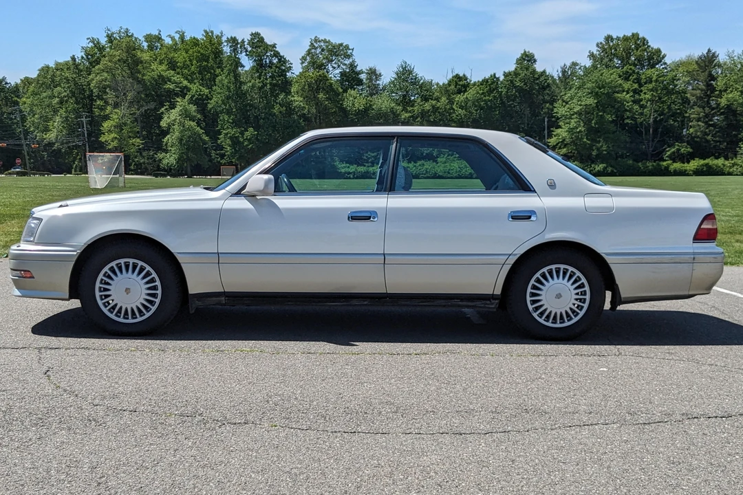 1996 Toyota Crown 9th Gen - Image 3 of 31