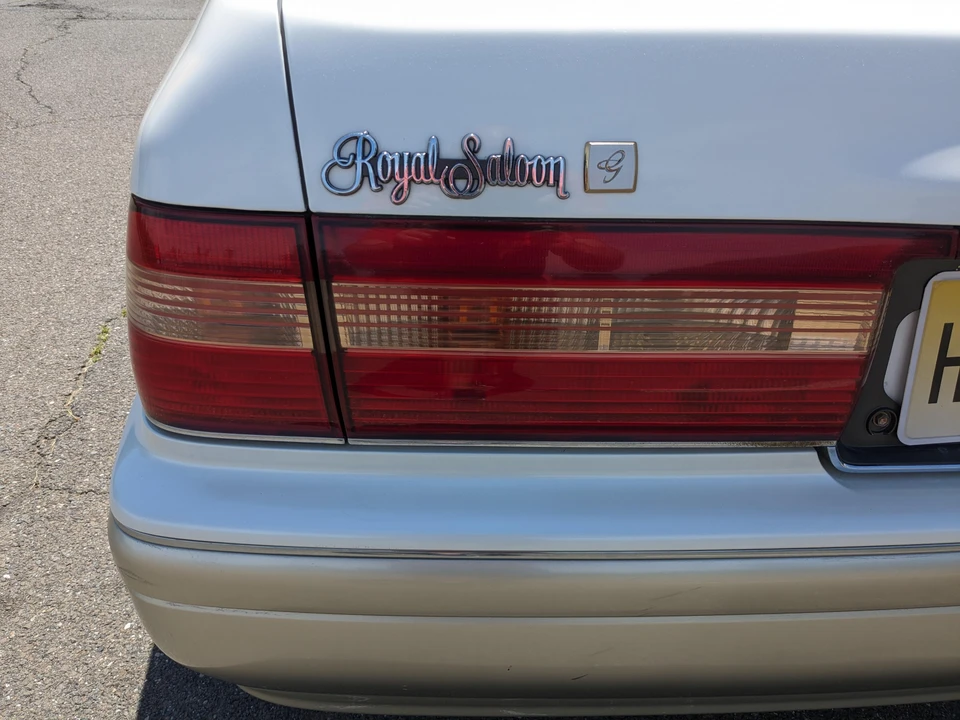 1996 Toyota Crown 9th Gen - Image 12 of 31