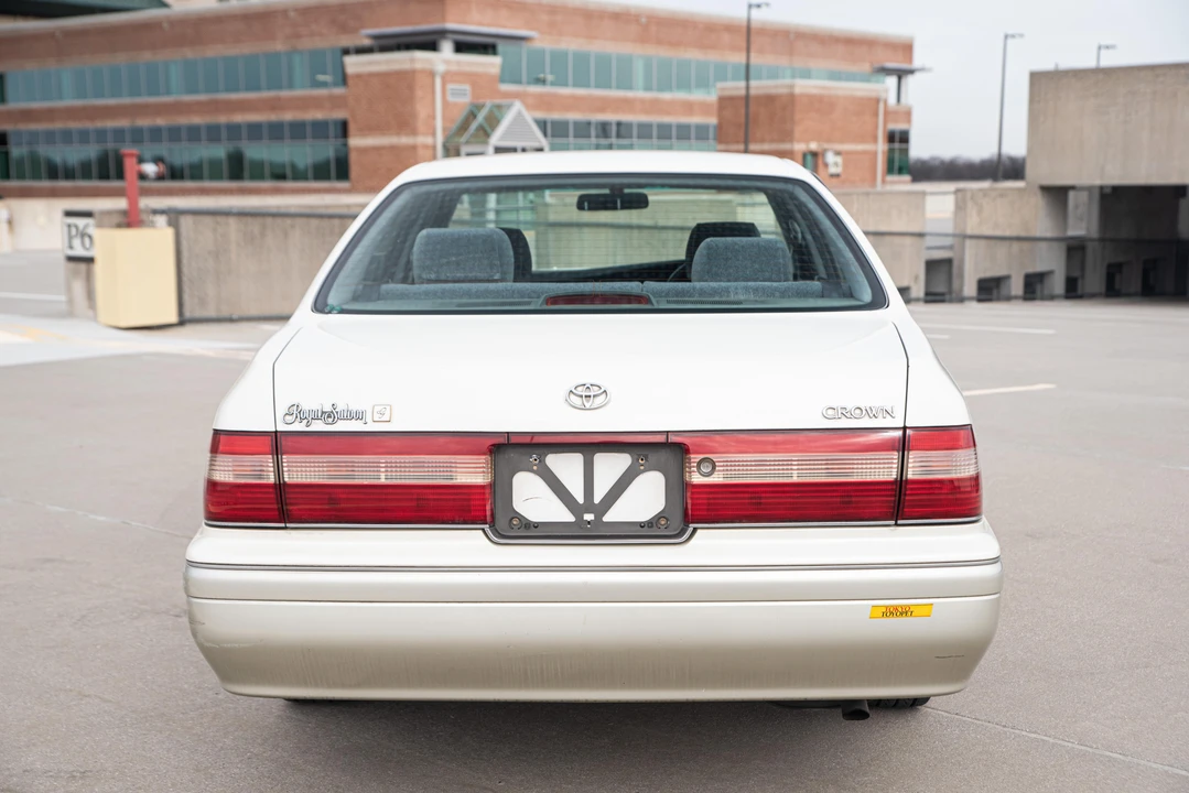 1996 Toyota Crown 10th Gen - Image 16 of 31