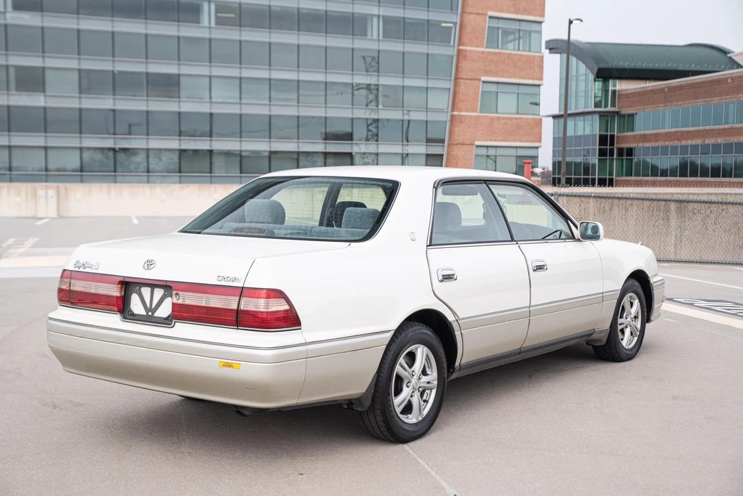 1996 Toyota Crown 10th Gen - Image 19 of 31