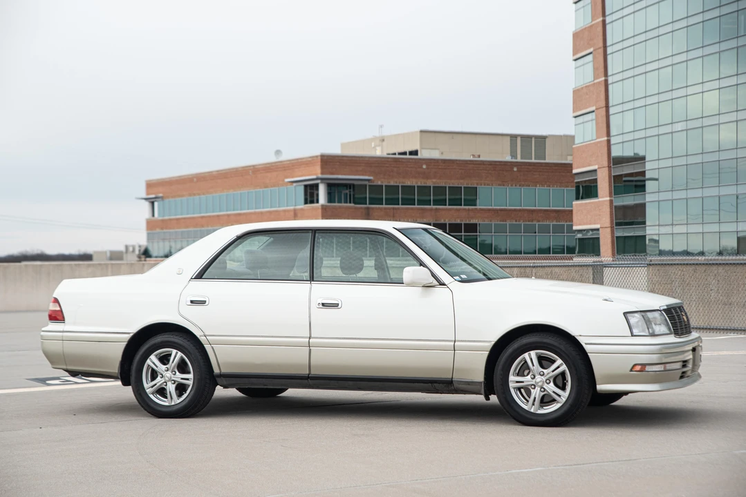 1996 Toyota Crown 10th Gen - Image 23 of 31