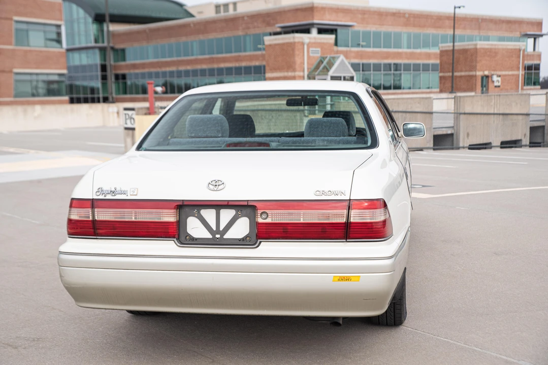 1996 Toyota Crown 10th Gen - Image 17 of 31