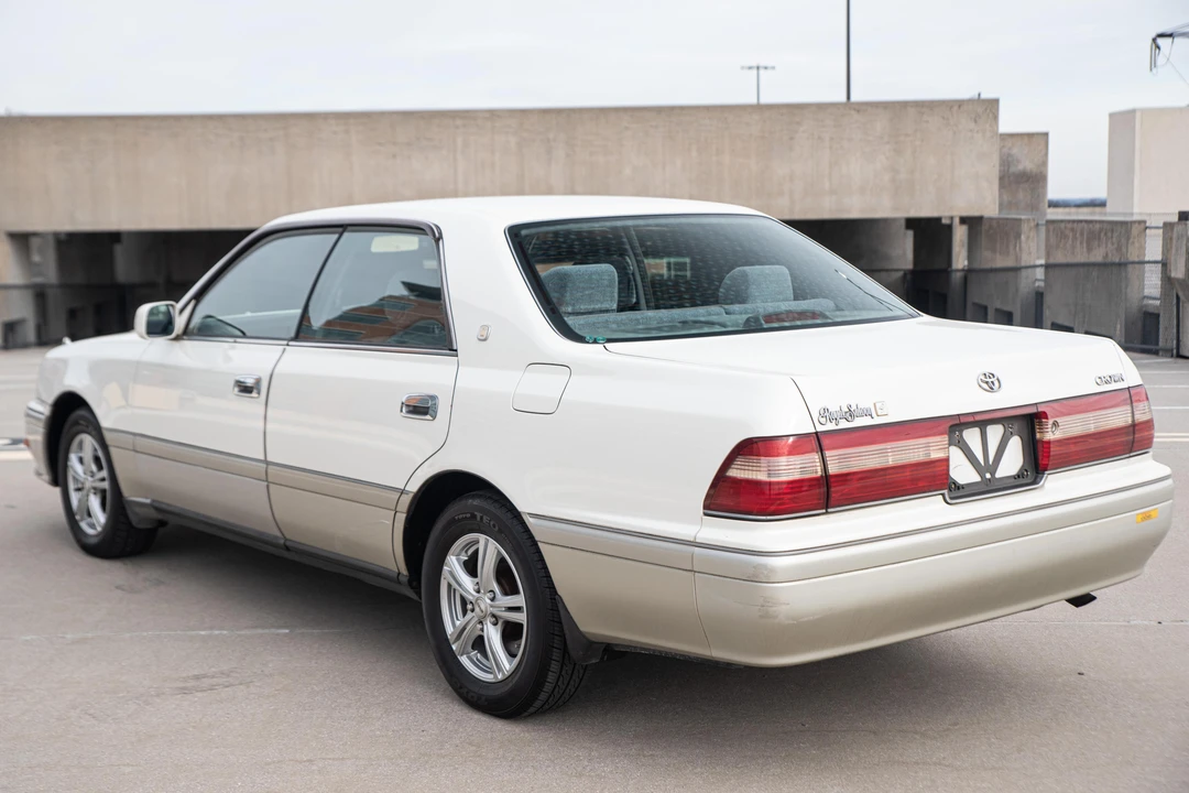 1996 Toyota Crown 10th Gen - Image 4 of 31