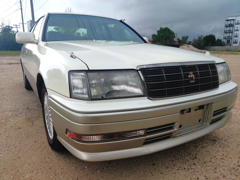 1996 Toyota Crown 10th Gen - Image 19 of 31