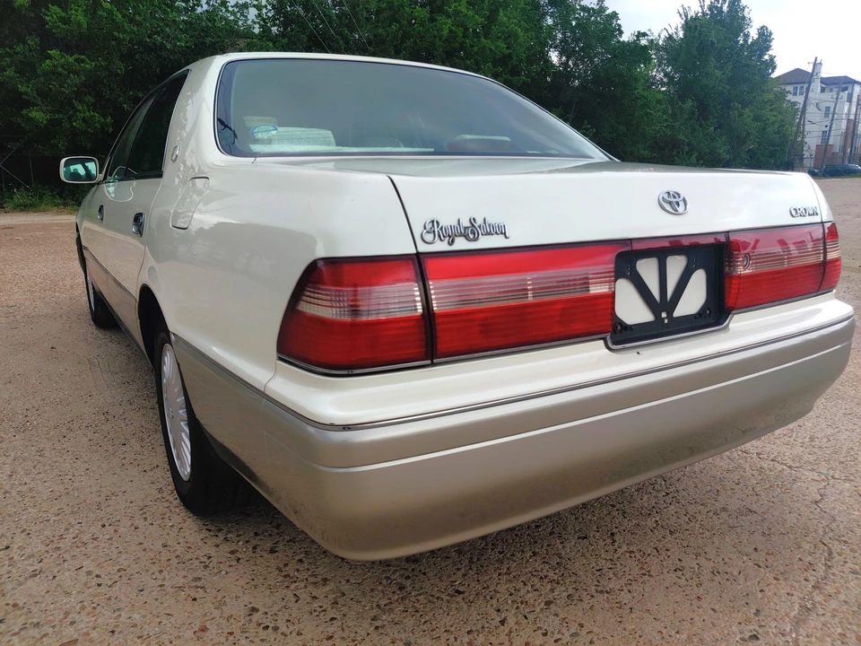 1996 Toyota Crown 10th Gen - Image 13 of 31