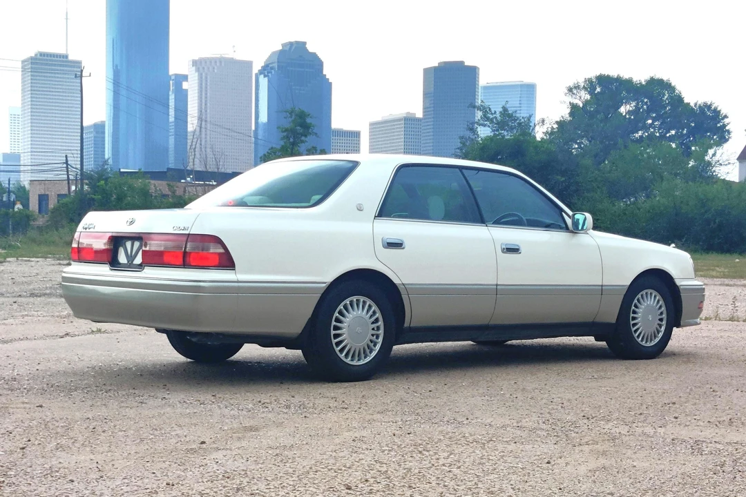 1996 Toyota Crown 10th Gen - Image 16 of 31