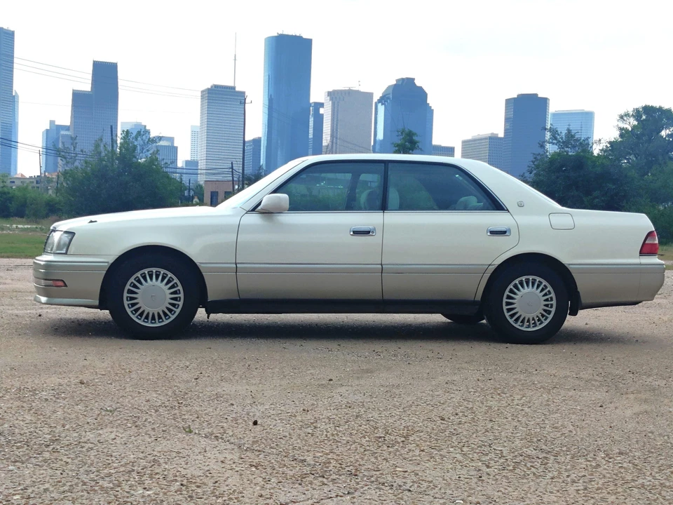 1996 Toyota Crown 10th Gen - Image 9 of 31