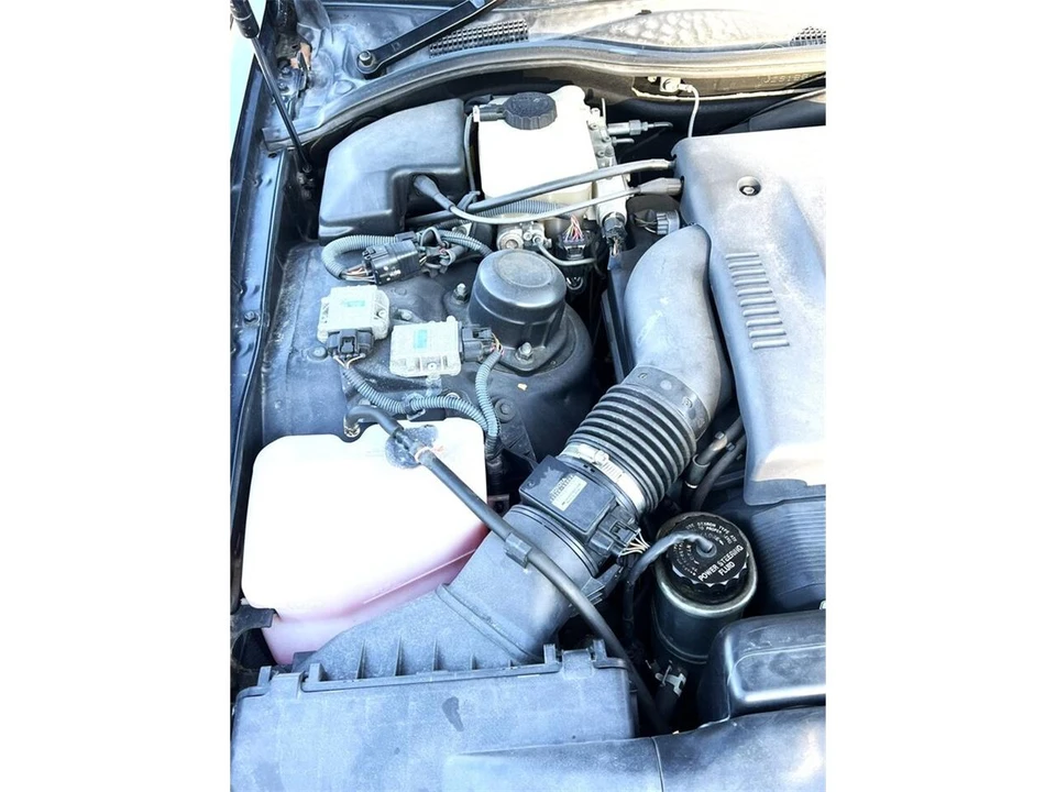 1996 Toyota Crown 10th Gen - Image 17 of 31