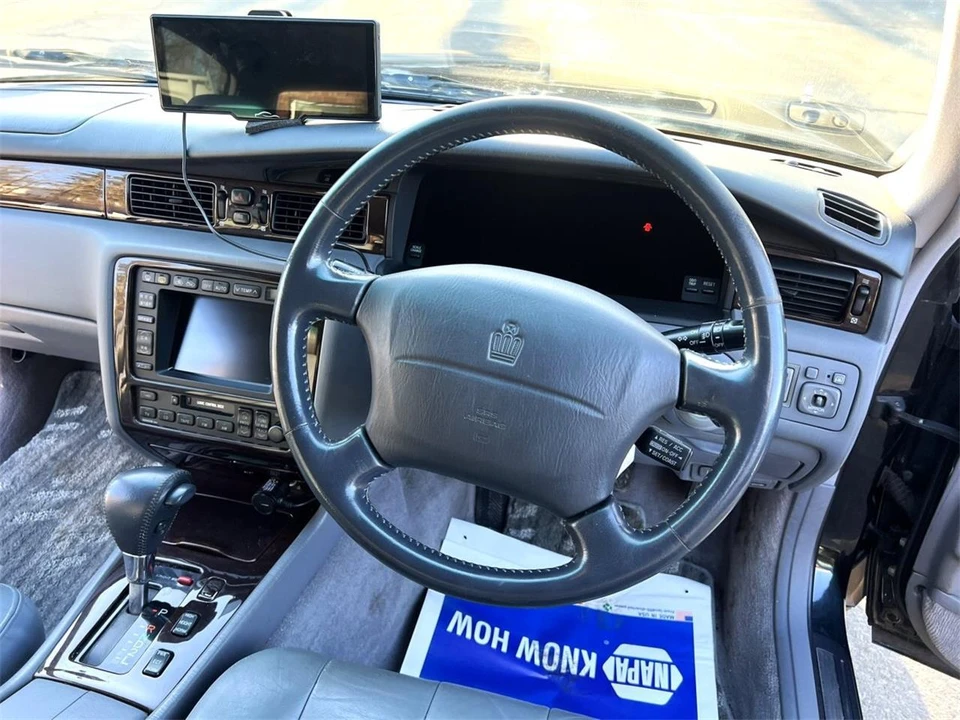 1996 Toyota Crown 10th Gen - Image 29 of 31