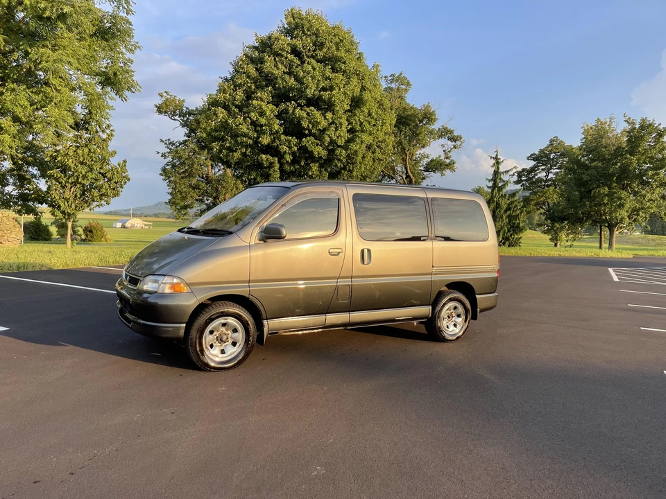 1996 Toyota Granvia 4th Gen - Image 7 of 31