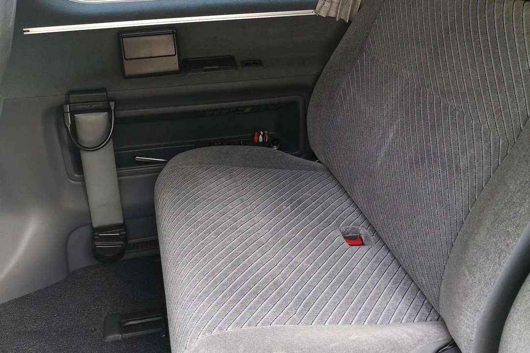 1996 Toyota Granvia 4th Gen - Image 22 of 31
