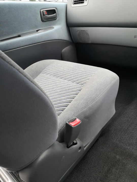 1996 Toyota Granvia 4th Gen - Image 25 of 31